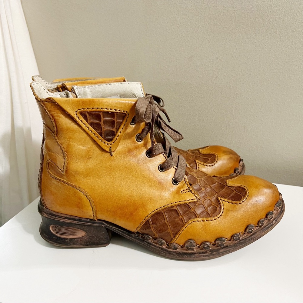 Rovers 42010 Lace Up Ankle Boot with Low Heel Size 41 /  US 10